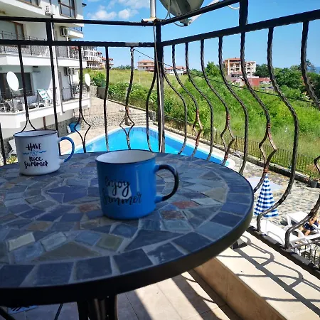 в затворен комплекс град Apartament Bjała